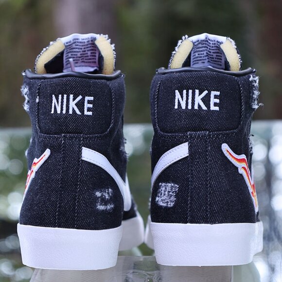 Nike Blazer Mid 77 Cleveland Rocks - Picture 11 of 14